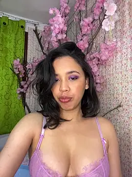 Esmerald 1111 online show from 04-09-26, 10:10