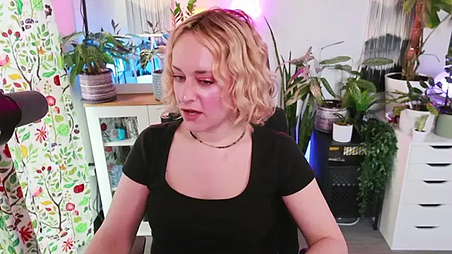 xzoeyryanx online show from 03-01-26, 05:13