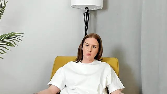 KeraSeres online show from 11-18-25, 02:53