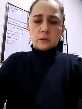 Snapshot of Sex_Annie chatting on 04-30-26, 04:30 Sex Annie online show from 04-30-26, 04:30