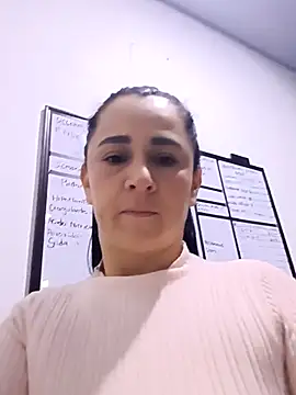 Snapshot of Sex_Annie chatting on 04-22-26, 04:41 Sex Annie online show from 04-22-26, 04:41