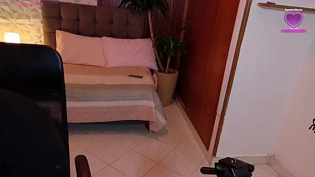 danna thiago1 online show from 02-13-26, 01:44