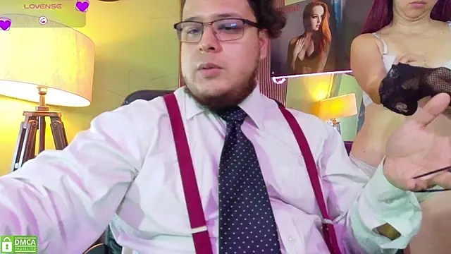 Snapshot of danna_thiago1 chatting on 01-10-26, 12:33 danna thiago1 online show from 01-10-26, 12:33