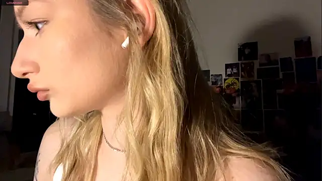 Selemene  online show from 12-22-25, 07:47