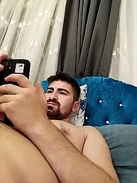 umtcns1 online show from 11-20-25, 12:11