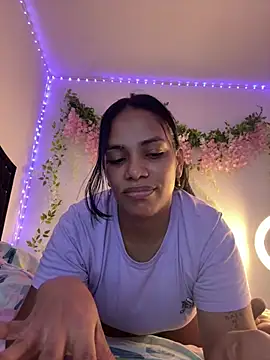 ArielleMillerr- online show from 04-17-26, 05:27