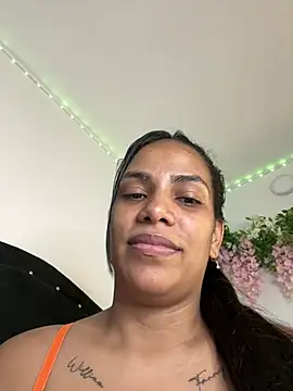 ArielleMillerr- online show from 04-10-26, 05:20