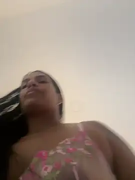 Snapshot of ArielleMillerr- chatting on 02-09-26, 05:55 ArielleMillerr- online show from 02-09-26, 05:55