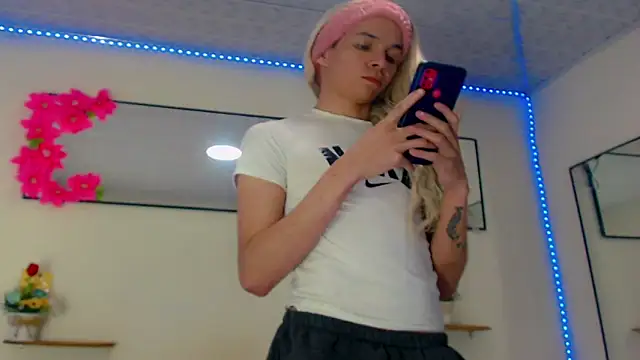 Karla hot777 online show from 05-04-26, 12:41