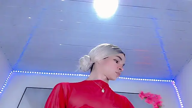 Snapshot of Karla_hot777 chatting on 03-09-26, 01:25 Karla hot777 online show from 03-09-26, 01:25