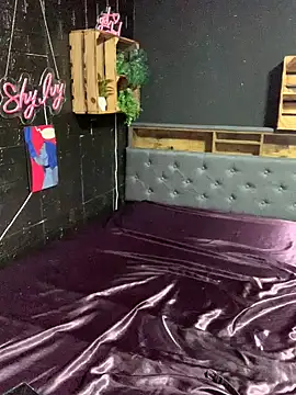 Shy-Ivy online show from 03-08-26, 09:18