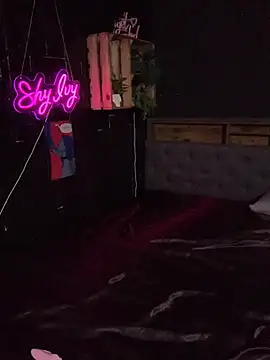 Shy-Ivy online show from 03-25-26, 10:52