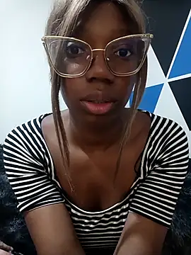 Snapshot of interracialhot chatting on 12-04-25, 01:10 interracialhot online show from 12-04-25, 01:10