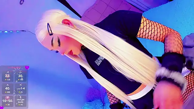 Shiaki 04 online show from 02-28-26, 03:50