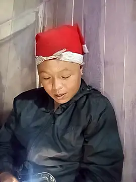 Snapshot of video-xx chatting on 11-18-25, 10:07 video-xx online show from 11-18-25, 10:07