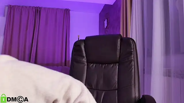 AnnaHarperX online show from 01-08-26, 05:52