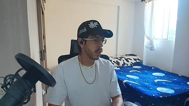 naitt  online show from 11-25-25, 02:17