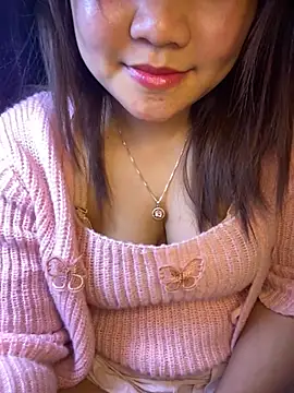 Snapshot of Sunset-yll chatting on 02-13-26, 03:23 Sunset-yll online show from 02-13-26, 03:23