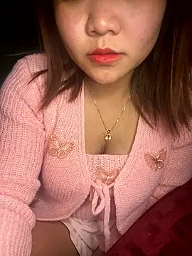 Snapshot of Sunset-yll chatting on 01-13-26, 03:27 Sunset-yll online show from 01-13-26, 03:27