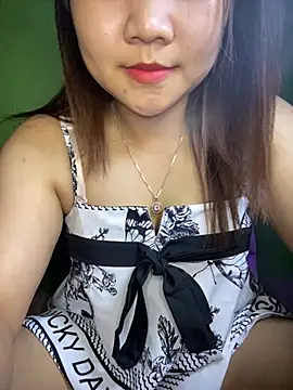 Sunset-yll online show from 04-22-26, 01:45