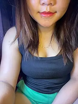 Snapshot of Sunset-yll chatting on 02-28-26, 10:09 Sunset-yll online show from 02-28-26, 10:09