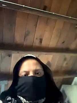 Locotre22 online show from 11-30-25, 07:53