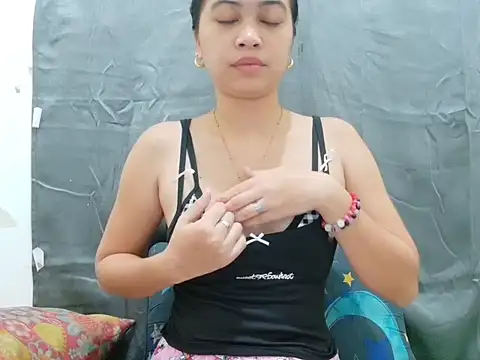 Ursexyasianskinny online show from 04-09-26, 05:31