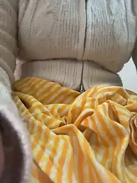 Snapshot of kabitaKumari1 chatting on 12-19-25, 02:37 kabitaKumari1 online show from 12-19-25, 02:37