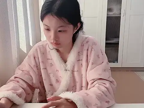 bunny-- online show from 11-22-25, 06:01