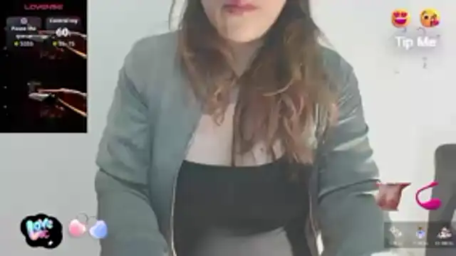 Snapshot of Ricaardiente chatting on 02-21-26, 06:26 Ricaardiente online show from 02-21-26, 06:26