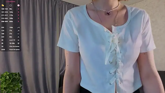 UmbraVelour online show from 04-14-26, 01:16