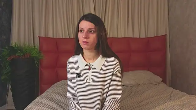 VelvetNyxen online show from 12-17-25, 02:55