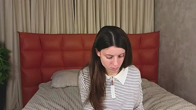 VelvetNyxen online show from 11-29-25, 03:01