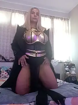 LaReineCleo online show from 08-05-26, 10:42