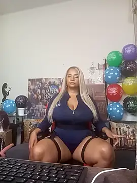 LaReineCleo online show from 03-31-26, 11:23