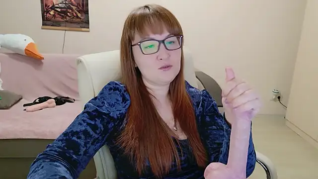 Foxy-lady online show from 11-30-25, 07:36