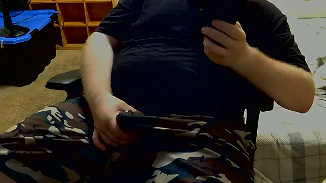 Snapshot of DADDYSOTHICK chatting on 08-05-26, 09:36 DADDYSOTHICK online show from 08-05-26, 09:36