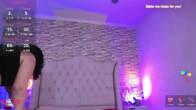 Amanda Mooree online show from 04-01-26, 04:03