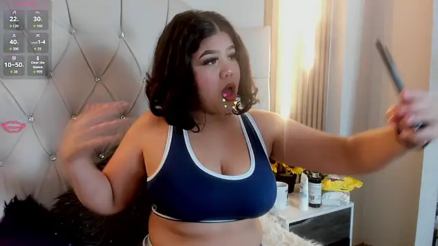 Amanda Mooree online show from 03-17-26, 04:48