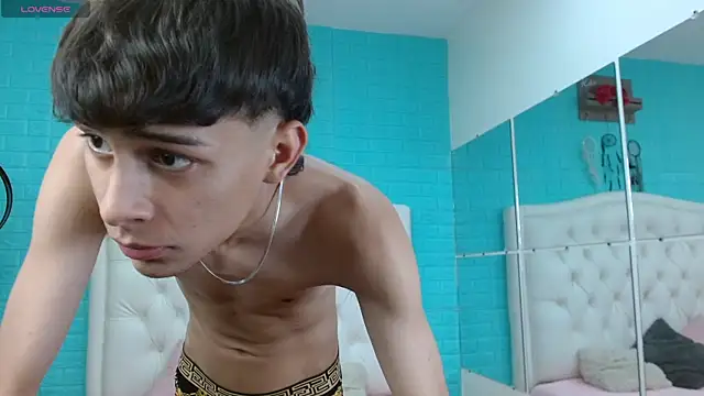 DraxBlade09 online show from 01-09-26, 04:08