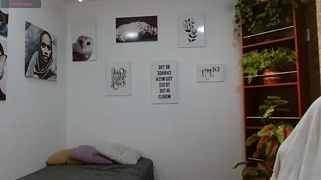 DraxBlade09 online show from 04-09-26, 08:59