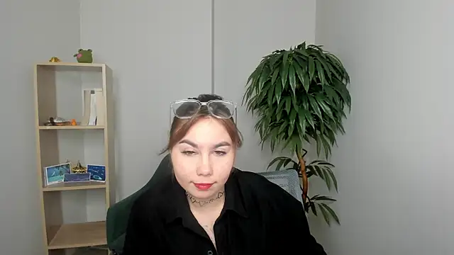 LaneUmanzor online show from 11-19-25, 10:37