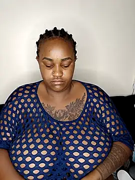 Chubbycharmdoll online show from 11-20-25, 10:38