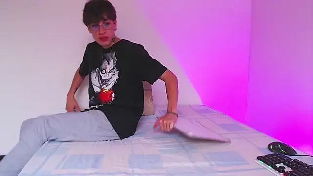 Snapshot of Dio__morningstar chatting on 02-10-26, 08:19 Dio morningstar online show from 02-10-26, 08:19