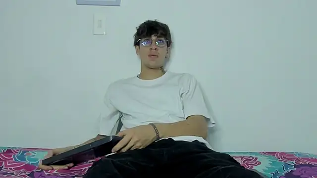 Snapshot of Dio__morningstar chatting on 02-18-26, 08:16 Dio morningstar online show from 02-18-26, 08:16