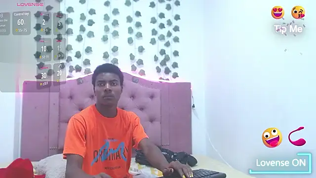 NoahJhonson69 online show from 02-23-26, 11:55