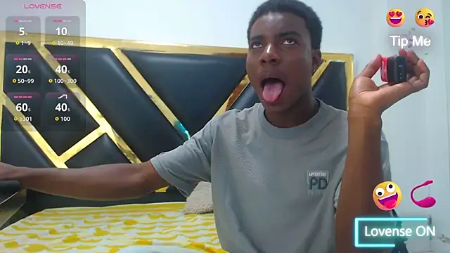 NoahJhonson69 online show from 01-12-26, 07:09