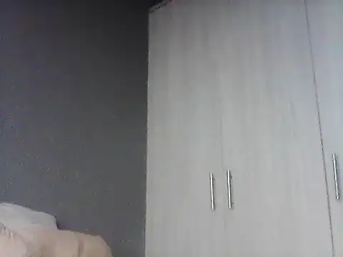 TiaBlaze online show from 11-25-25, 01:55