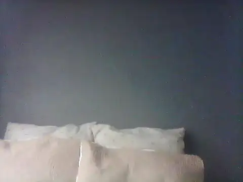 TiaBlaze online show from 11-28-25, 01:11