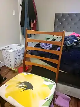 Drowning667 online show from 12-14-25, 07:19